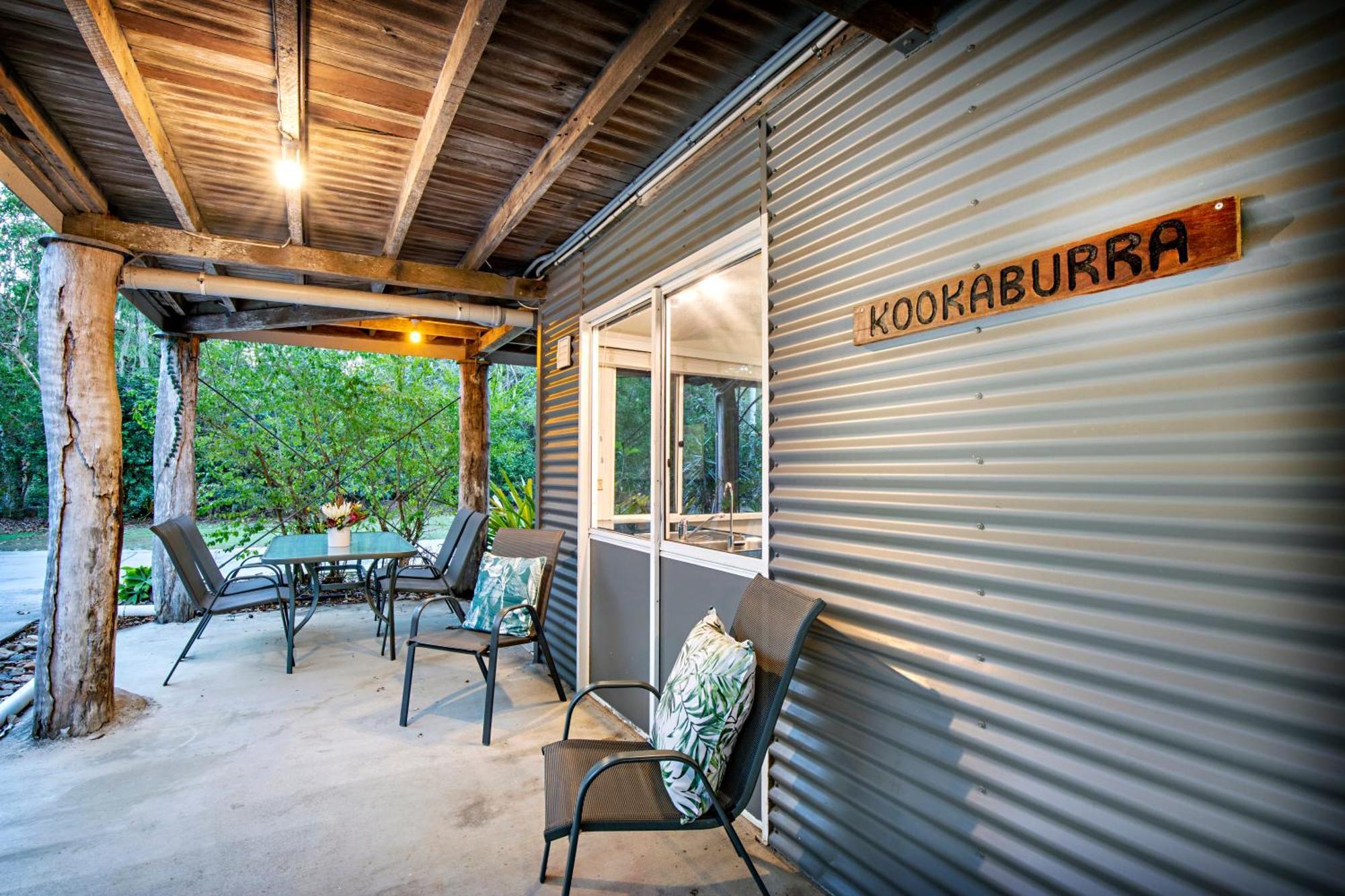 Airlie Beach Eco Cabins - Adults Only Luaran gambar