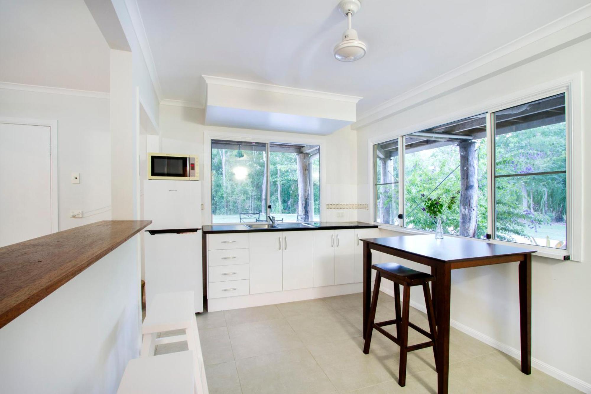 Airlie Beach Eco Cabins - Adults Only Luaran gambar