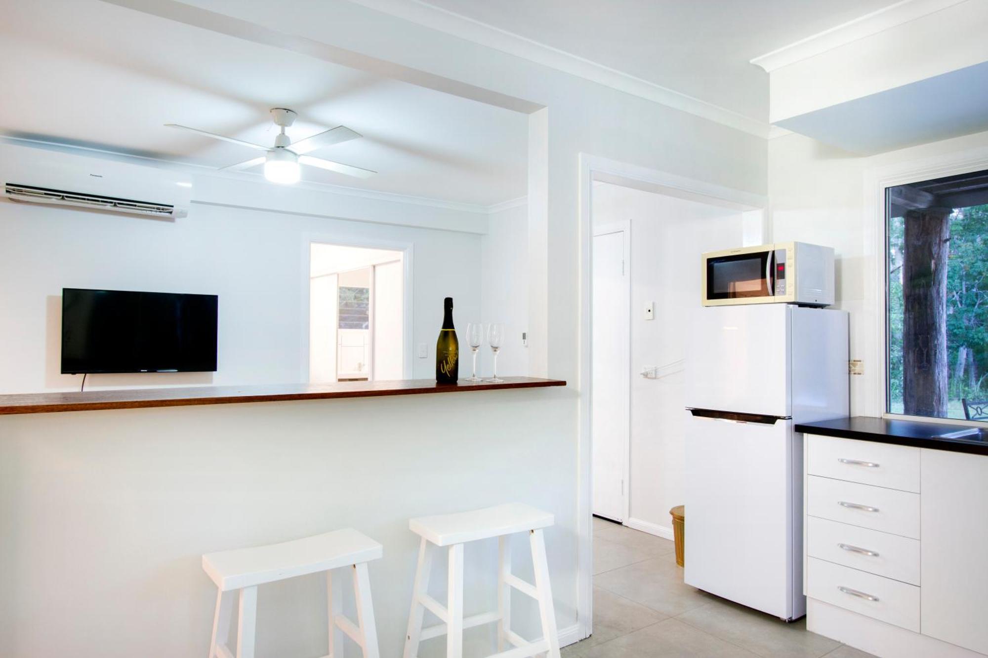 Airlie Beach Eco Cabins - Adults Only Luaran gambar